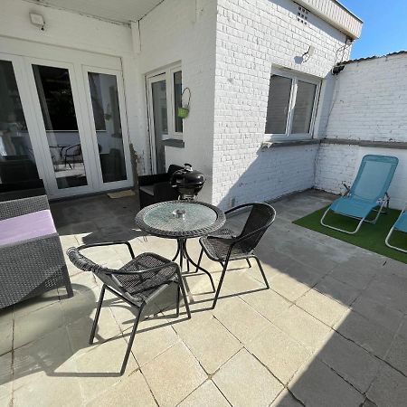 Appartement avec extérieur à proximité de Liège Herstal Extérieur photo