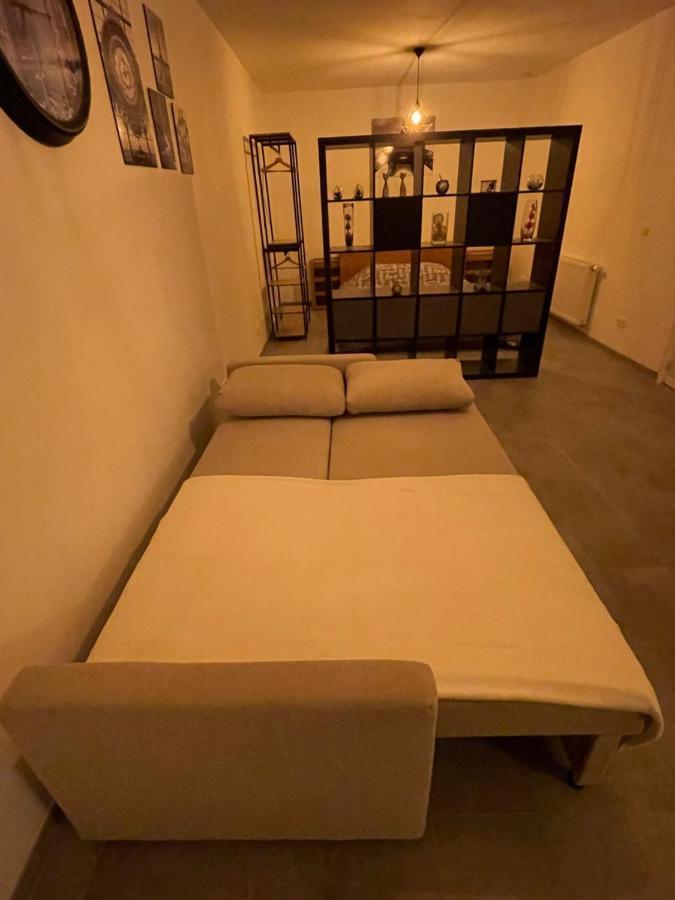 Appartement avec extérieur à proximité de Liège Herstal Extérieur photo