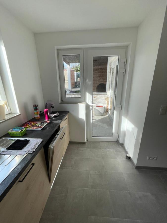 Appartement avec extérieur à proximité de Liège Herstal Extérieur photo