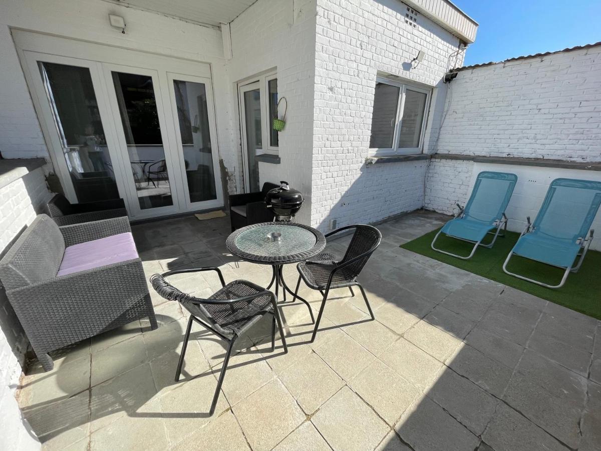 Appartement avec extérieur à proximité de Liège Herstal Extérieur photo